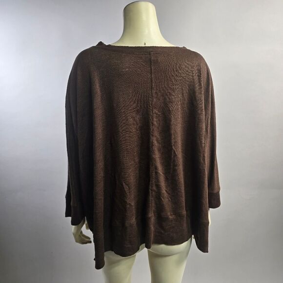 Lisa bayne xl top R15 - Picture 2 of 5